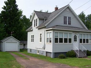 944 Sutherland Ave, Ironwood, MI 49938