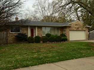 1328 E Long Lake Rd, Troy, MI 48085