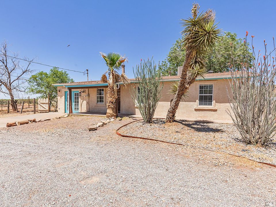 1st image of 18 Arroyo Dr