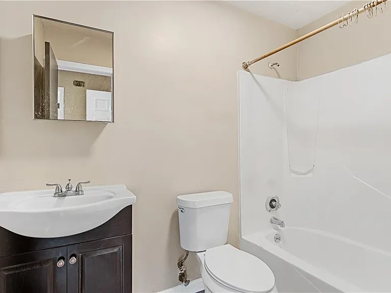217 Tanglewood Dr #B — Photo 13