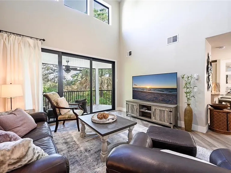 27113 Oakwood Lake Dr — Photo 4
