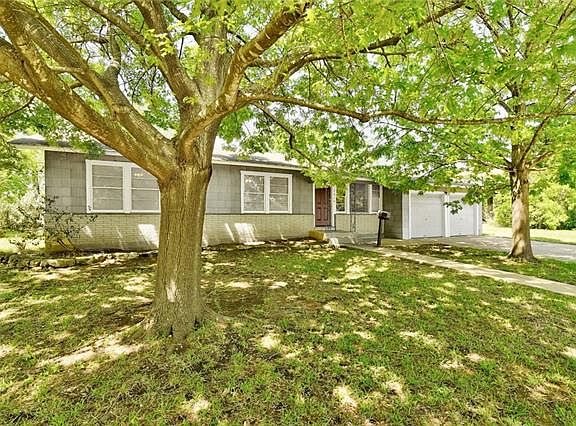 2nd image of 5018 Westfield Dr