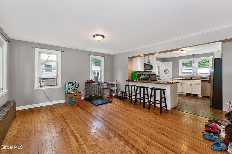 3rd image of 3 Hillview Terrace