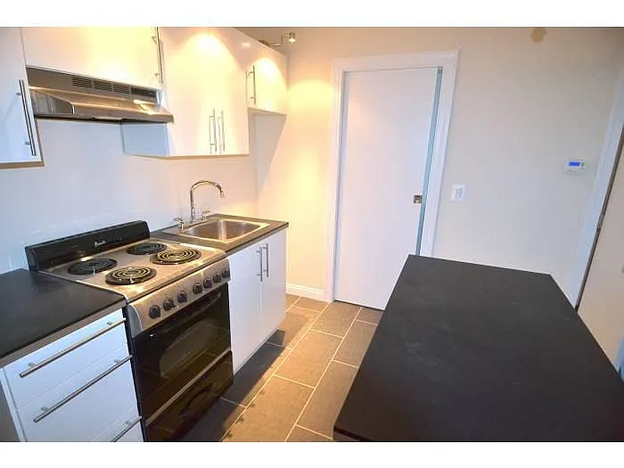 Kitchen Area - 326 S 16th St #3F