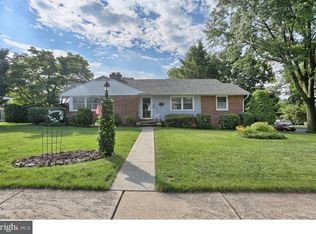 19 E 39th St, Reading, PA 19606