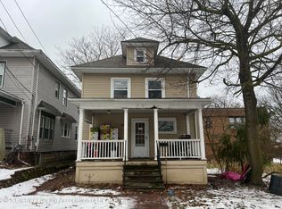 433 N Butler Blvd, Lansing, MI 48915