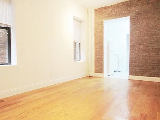 Rented by City Connections Realty | media 25