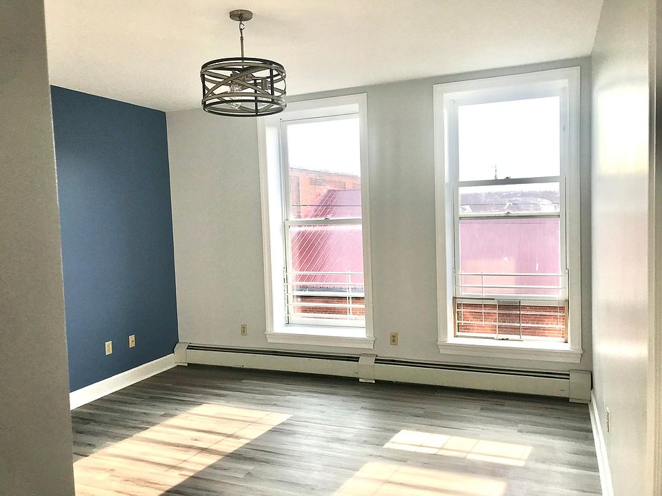1st image of 53 Market St #53A