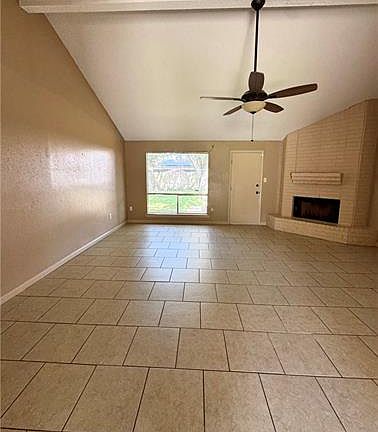 3rd image of 2537 English Colony Dr