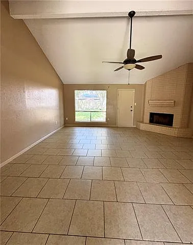 2537 English Colony Dr — Photo 3