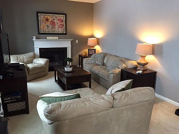 2nd image of 112 Shetland Pl