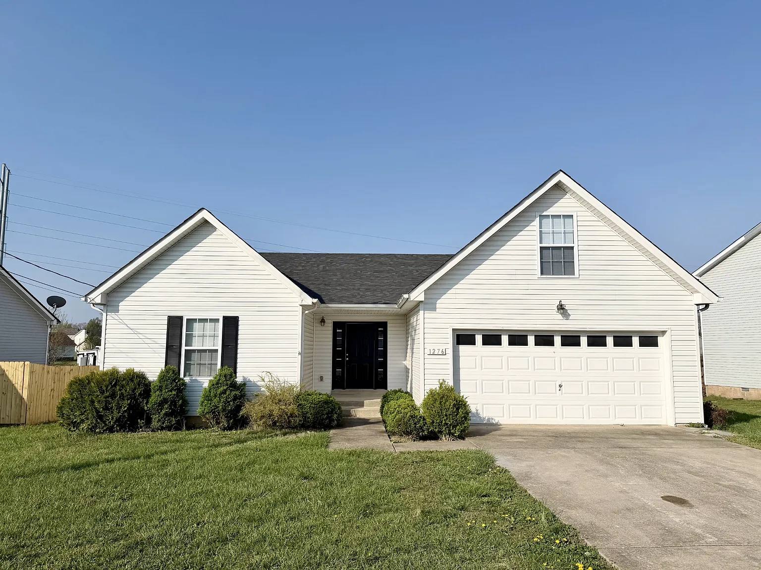 1276 Archwood Dr photo 1