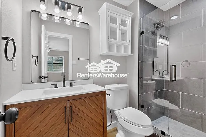 1207 Creekwood Ct — Photo 23