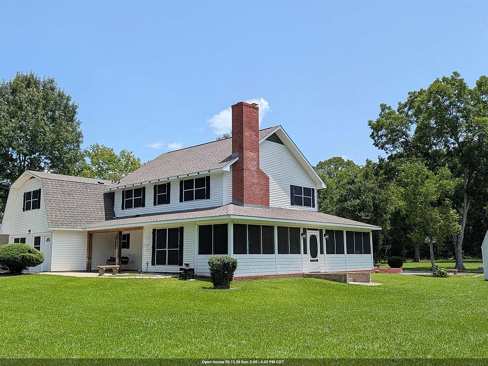 1st image of 7944 Comite Acres Ave