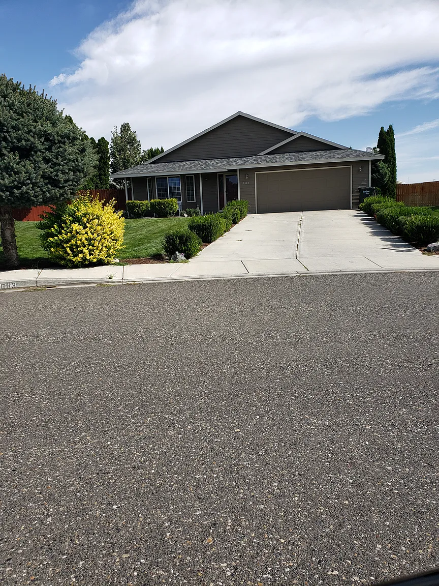 7603 Vendovi Dr photo 1