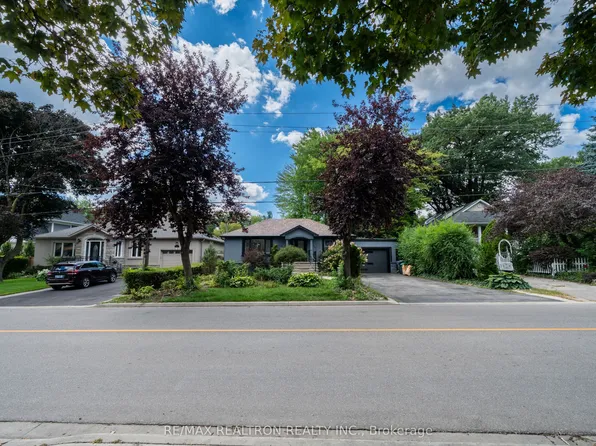1480 Kenmuir Ave, Mississauga, ON L5G 4B5