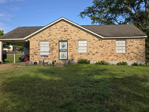 5291 Plover Dr, Memphis, TN 38127