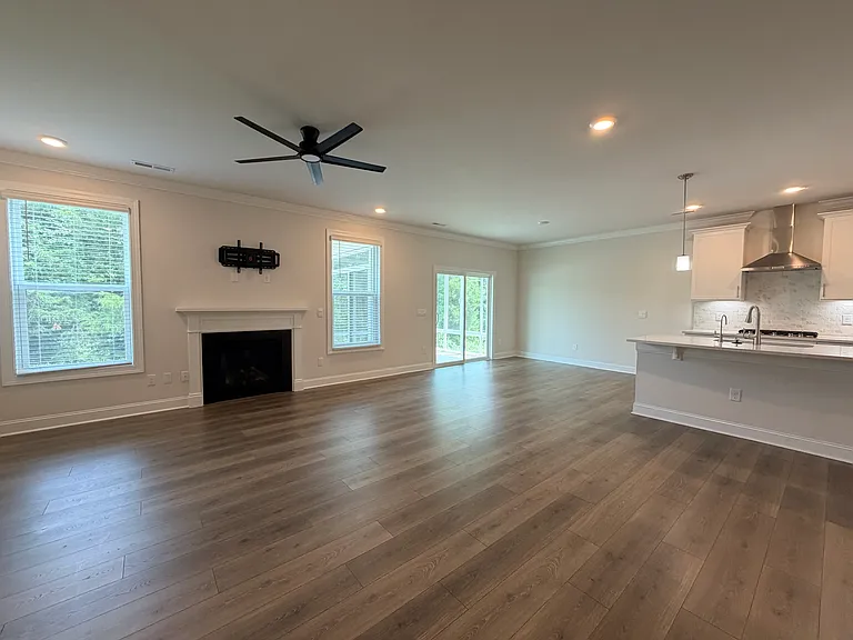 4270 Pelican St — Photo 17