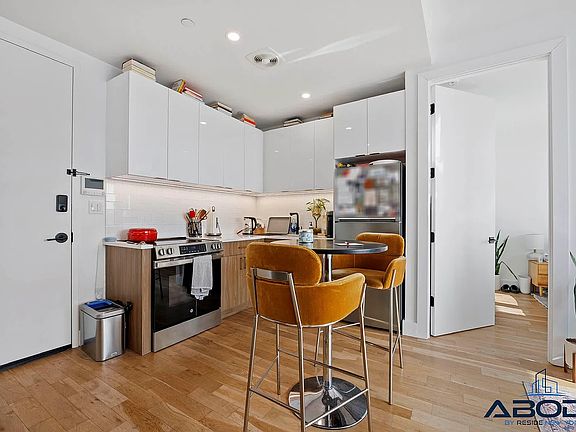 2nd image of 161 Meserole Ave #7B