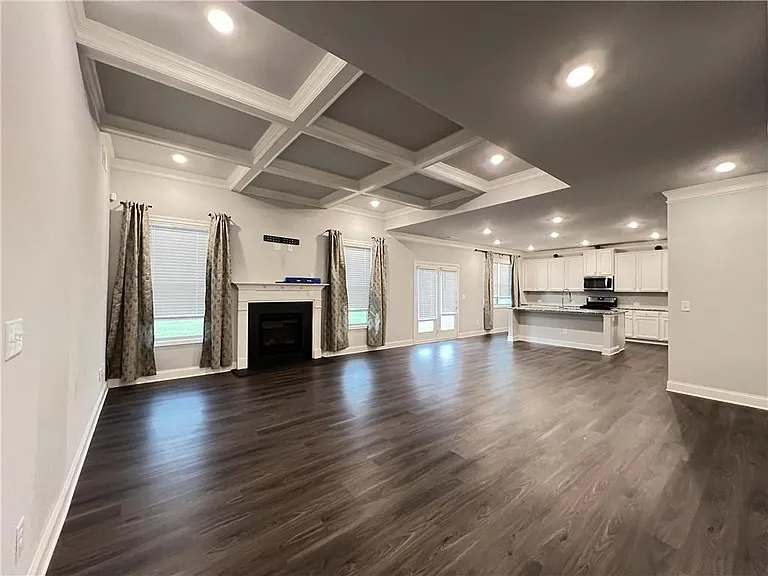 4675 Silver Oak Dr — Photo 12