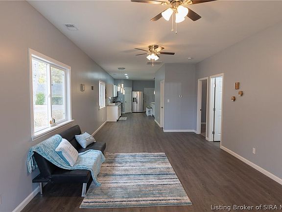 3rd image of 134 Olive Ave