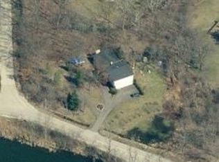 22020 W White Pine Rd, Kildeer, IL 60047