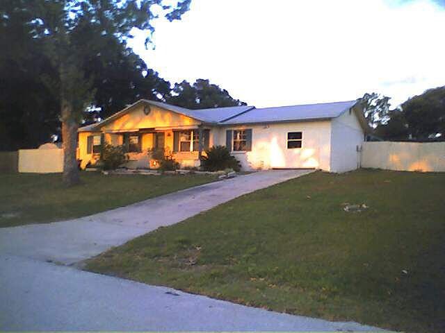 1st image of 7433 Highland Grove Dr