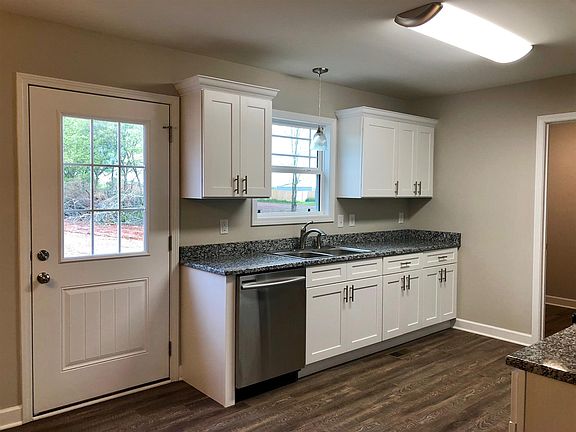 5th image of 108 Pleasant Way Lot 1