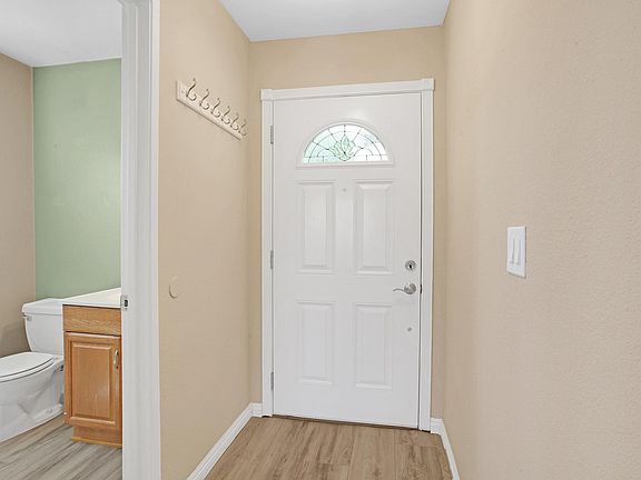 5th image of 8407 Mulberry Pl