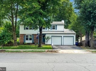 903 Marshall Dr NE, Leesburg, VA 20176