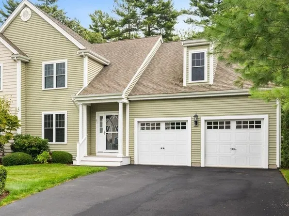 31 Sarah Reed Hunt Way #31, Middleboro, MA 02346