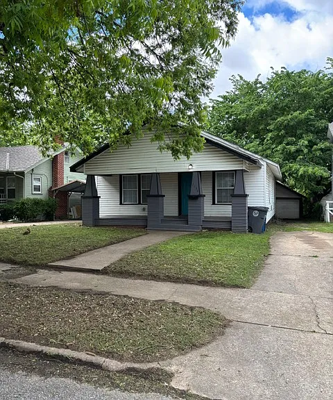 1134 S Xanthus Ave — Photo 1