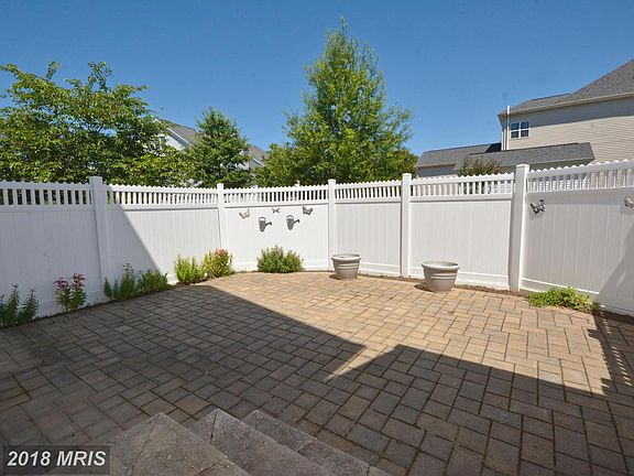 3rd image of 14256 Catbird Dr