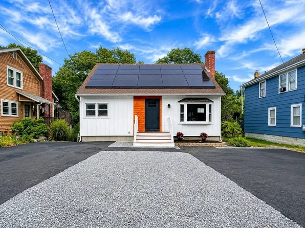 308 Boutelle St, Fitchburg, MA 01420