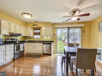 35 Reaching Cir, Essex, MD, 21221