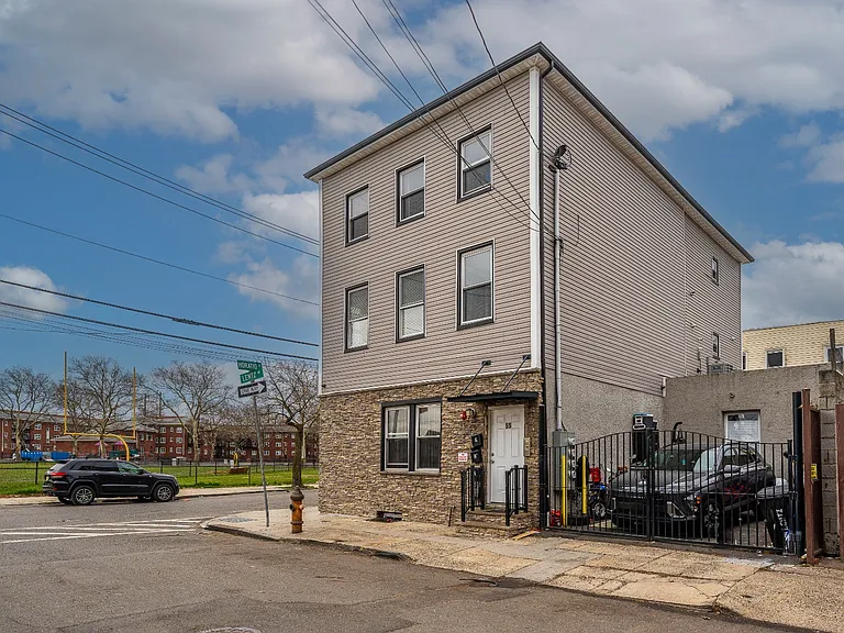 55 Lentz Ave #2 — Photo 22