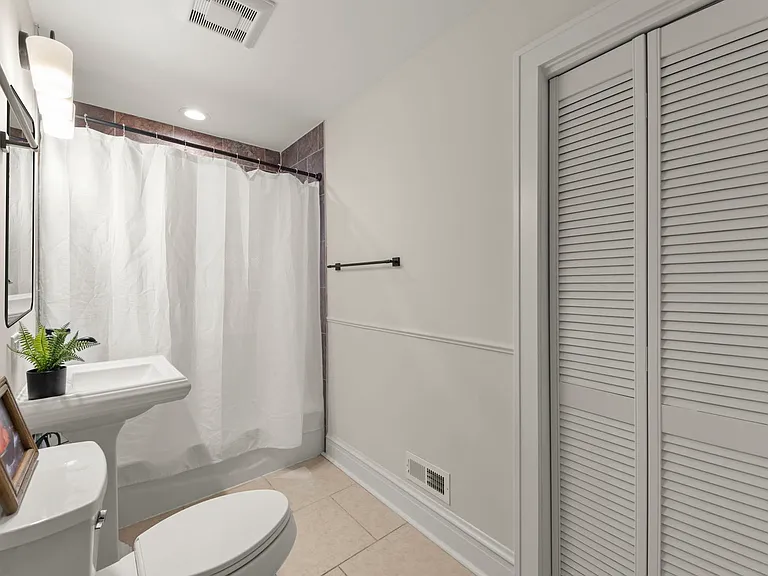 285 Hill Ave #1 — Photo 11