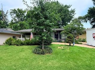 10315 Durness Dr, Saint Louis, MO 63137