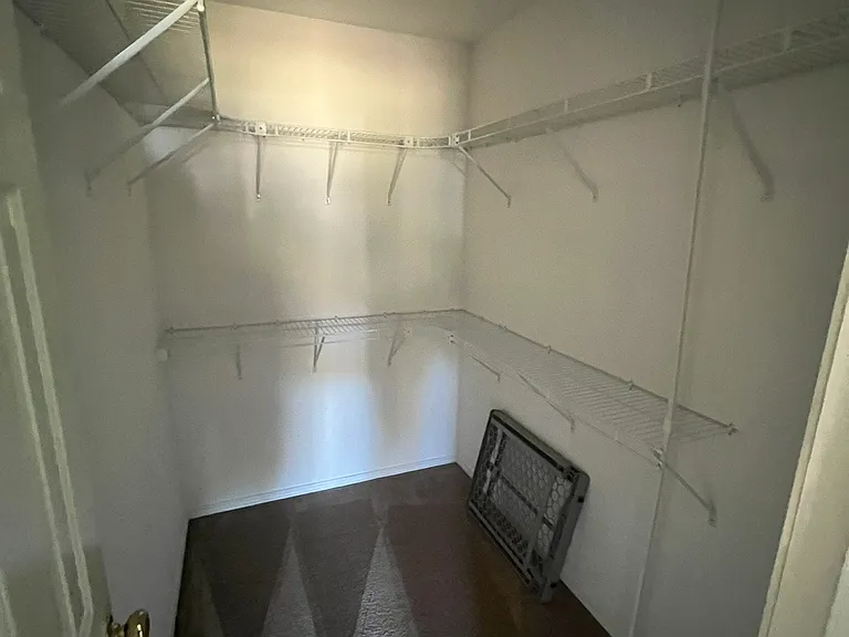 403 Tripmont Ct — Photo 2