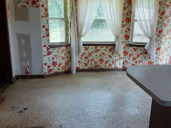 5th image of 5840 Wynden Way