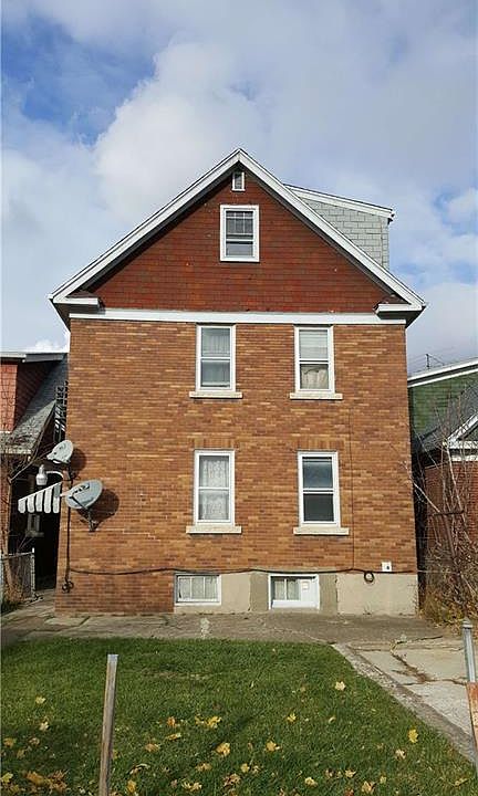 Building Photo 3