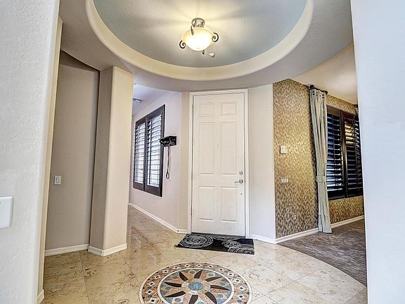 4th image of 4929 W Marcus Dr