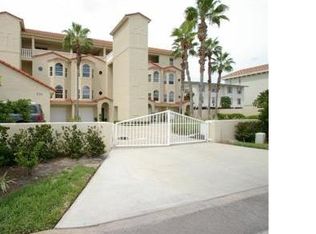 330 8th Ave N APT 4, Tierra Verde, FL 33715