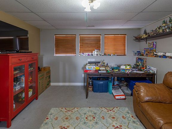 5th image of 18406 E Desmet Ave