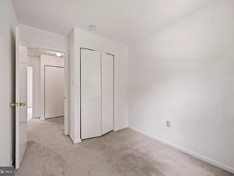 16 Meadowside Ct — Photo 28