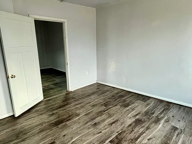 510 Walnut St #1 — Photo 3