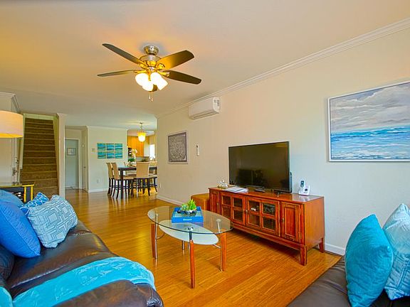 3rd image of 3977 Honeycutt St #1