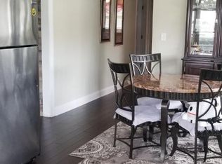 10121 S Nicholson Rd, Oak Creek, WI 53154