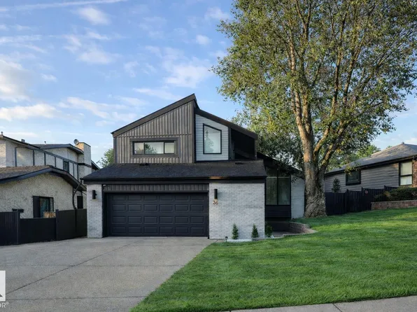 38 Woodcrest Ave, Saint Albert, AB T8N 3H5