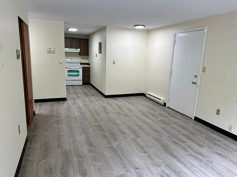 14C Mayberry Dr #3 — Photo 6